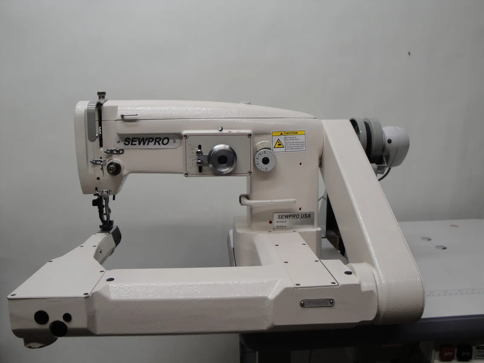 SEWPRO 2156 zig-zag industrial sewing machine