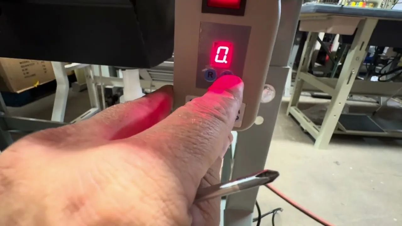 The digital display of a SEWPRO servo motor